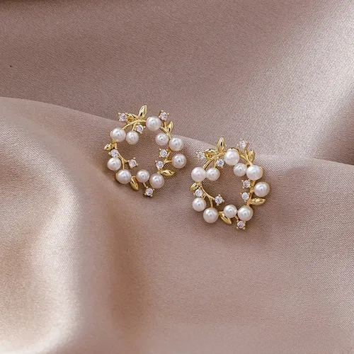Brincos Ear cuf borboleta