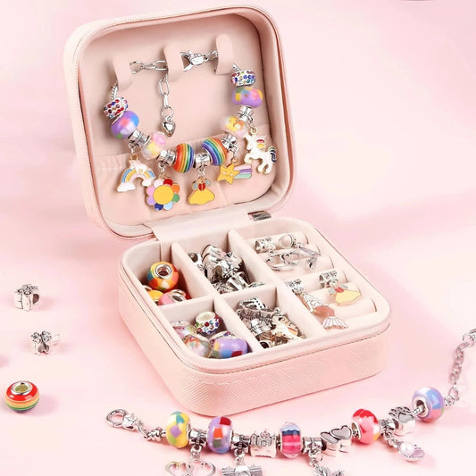 Kit pulseiras e berloques Princess - 67 Peças