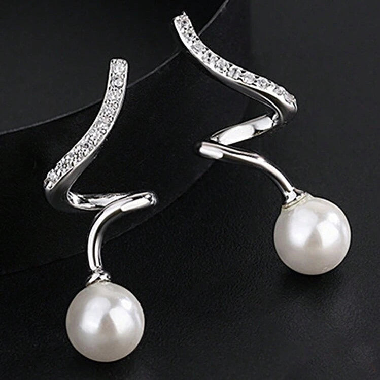 Brincos Ear cuff - sublime pérola cristal